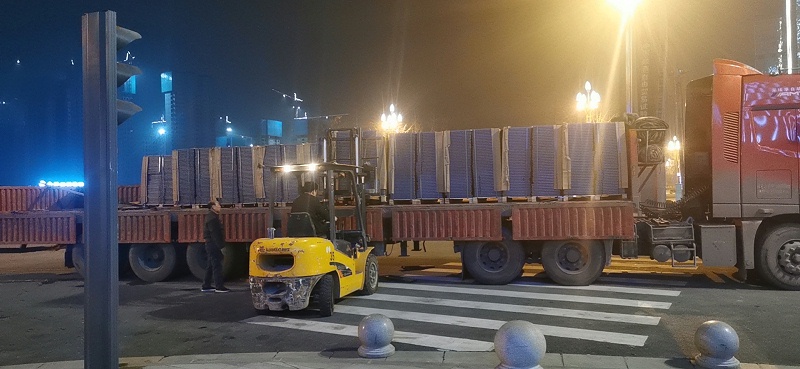 西咸大廈20000平方寫字樓OA架空網(wǎng)絡(luò)地板項目